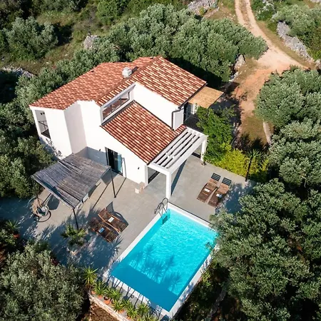 Villa Mai's
