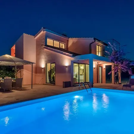 Mai's * Стари Град