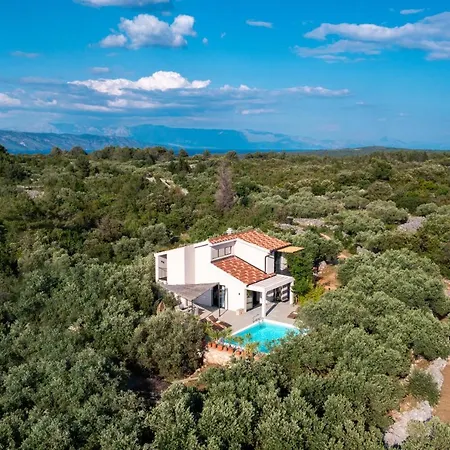 Mai's Stari Grad (Hvar)