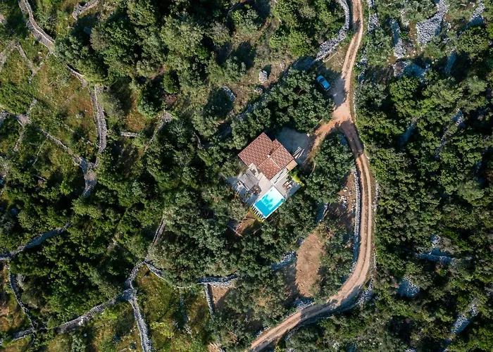 Mai's Stari Grad (Hvar)